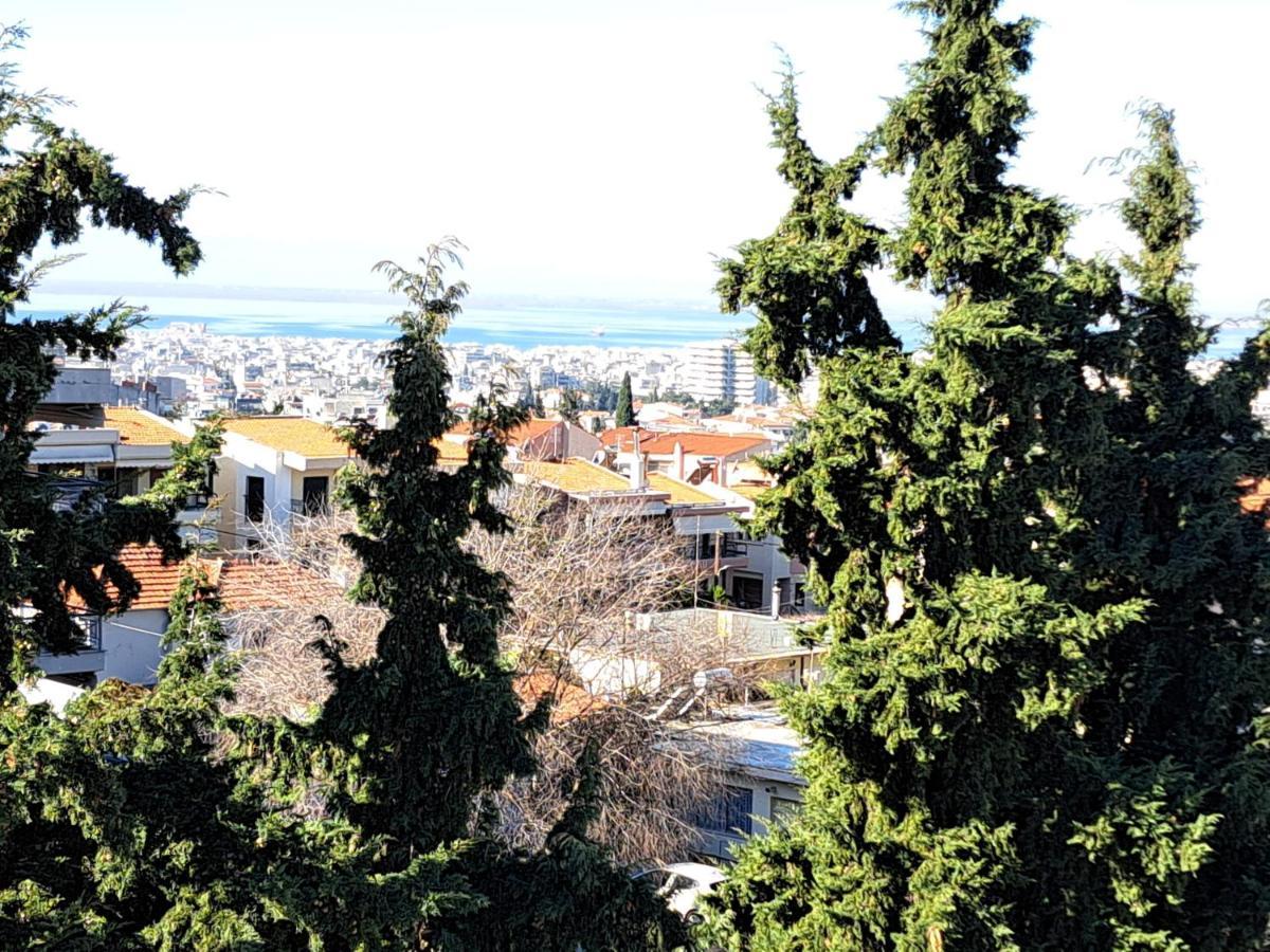 Όμορφο διαμέρισμα- σοφίτα με υπέροχη θεα Θεσσαλονίκη Εξωτερικό φωτογραφία